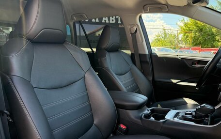 Toyota RAV4, 2020 год, 3 850 000 рублей, 38 фотография