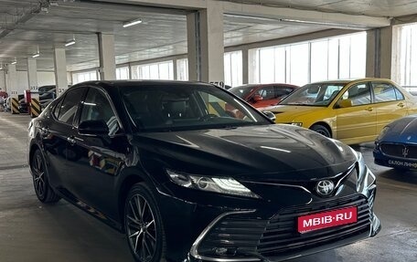 Toyota Camry, 2023 год, 3 090 000 рублей, 1 фотография