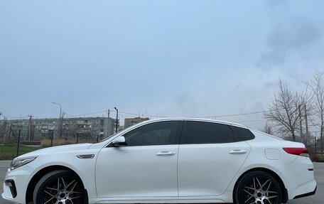 KIA Optima IV, 2018 год, 1 940 000 рублей, 2 фотография