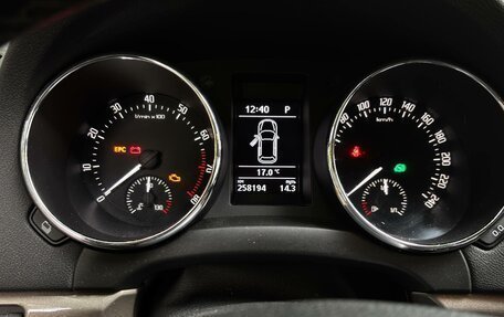 Skoda Yeti I рестайлинг, 2016 год, 1 300 000 рублей, 10 фотография