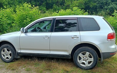 Volkswagen Touareg III, 2004 год, 950 000 рублей, 4 фотография