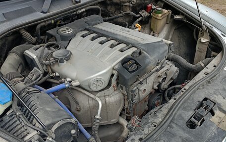 Volkswagen Touareg III, 2004 год, 950 000 рублей, 9 фотография