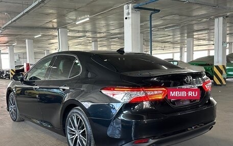 Toyota Camry, 2023 год, 3 090 000 рублей, 4 фотография