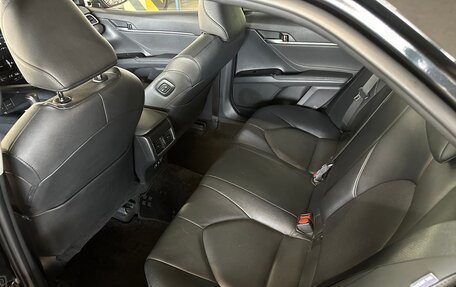 Toyota Camry, 2023 год, 3 090 000 рублей, 13 фотография