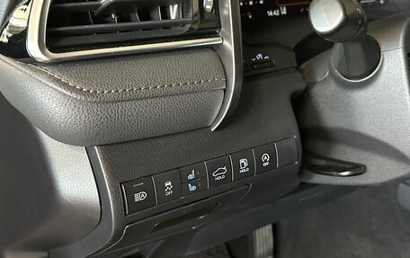 Toyota Camry, 2023 год, 3 090 000 рублей, 11 фотография