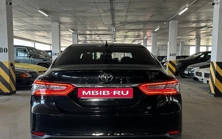 Toyota Camry, 2023 год, 3 090 000 рублей, 5 фотография