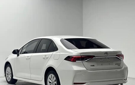 Toyota Corolla, 2022 год, 1 650 000 рублей, 6 фотография