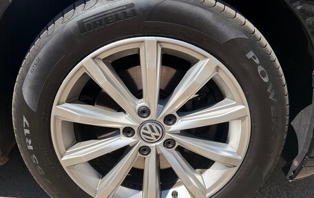 Volkswagen Passat B8 рестайлинг, 2016 год, 1 600 000 рублей, 19 фотография