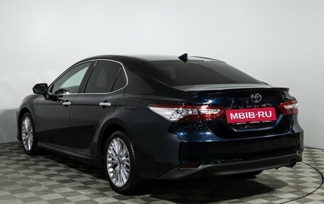 Toyota Camry, 2020 год, 2 899 700 рублей, 8 фотография