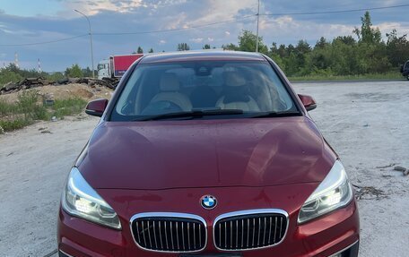 BMW 2 серия Active Tourer F45, 2015 год, 1 300 000 рублей, 1 фотография