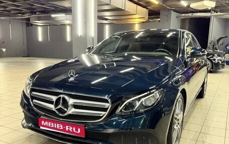 Mercedes-Benz E-Класс, 2017 год, 3 999 999 рублей, 1 фотография