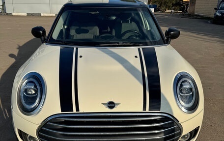 MINI Clubman, 2019 год, 2 230 000 рублей, 1 фотография
