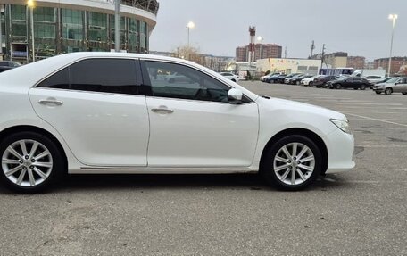 Toyota Camry, 2014 год, 1 530 000 рублей, 4 фотография