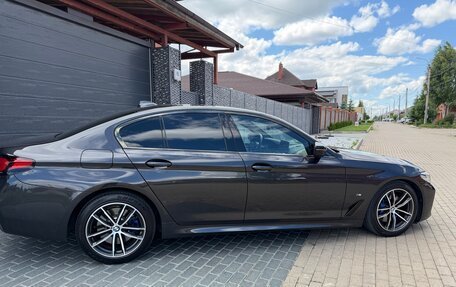 BMW 5 серия, 2021 год, 4 590 000 рублей, 17 фотография