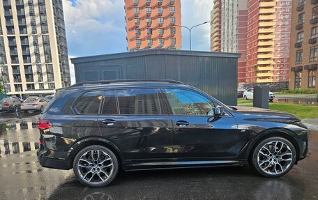 BMW X7, 2023 год, 11 000 000 рублей, 2 фотография