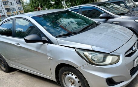 Hyundai Solaris II рестайлинг, 2012 год, 480 000 рублей, 2 фотография