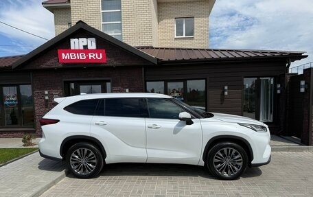 Toyota Highlander, 2026 год, 5 300 000 рублей, 2 фотография