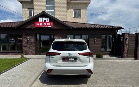Toyota Highlander, 2026 год, 5 300 000 рублей, 5 фотография
