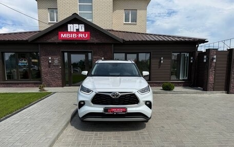 Toyota Highlander, 2026 год, 5 300 000 рублей, 3 фотография
