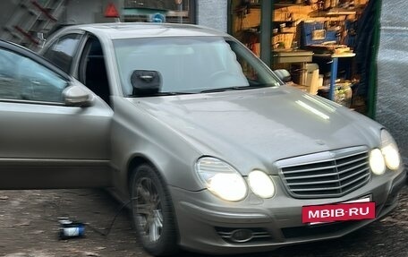 Mercedes-Benz E-Класс, 2008 год, 980 000 рублей, 24 фотография