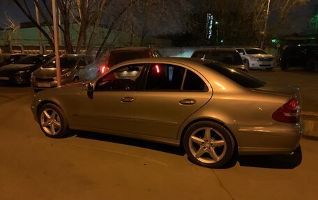 Mercedes-Benz E-Класс, 2008 год, 980 000 рублей, 31 фотография