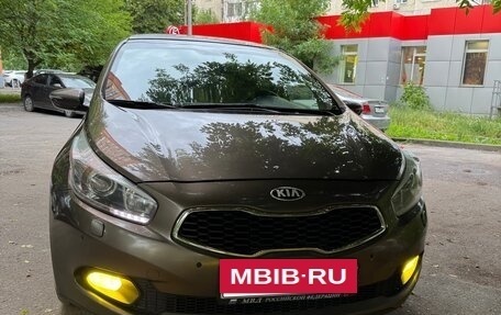 KIA cee'd III, 2014 год, 1 400 000 рублей, 2 фотография