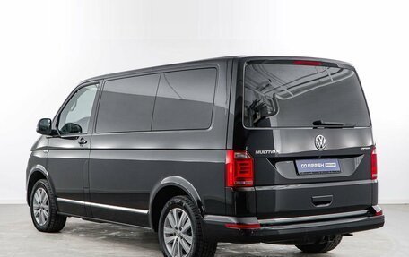 Volkswagen Multivan T6 рестайлинг, 2019 год, 4 459 050 рублей, 2 фотография