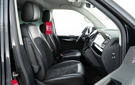 Volkswagen Multivan T6 рестайлинг, 2019 год, 4 459 050 рублей, 8 фотография