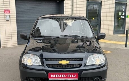 Chevrolet Niva I рестайлинг, 2012 год, 825 000 рублей, 1 фотография