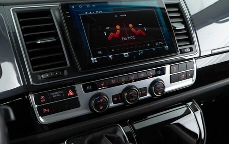 Volkswagen Multivan T6 рестайлинг, 2019 год, 4 459 050 рублей, 16 фотография