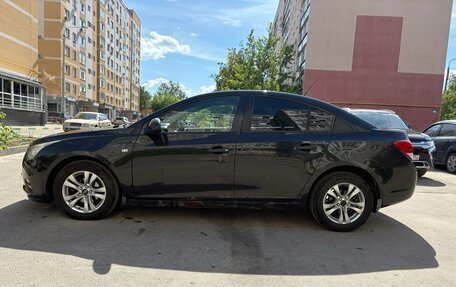 Chevrolet Cruze II, 2011 год, 500 000 рублей, 3 фотография