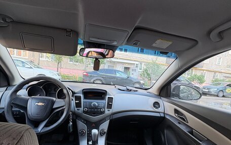 Chevrolet Cruze II, 2011 год, 500 000 рублей, 9 фотография