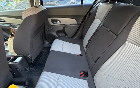 Chevrolet Cruze II, 2011 год, 500 000 рублей, 11 фотография