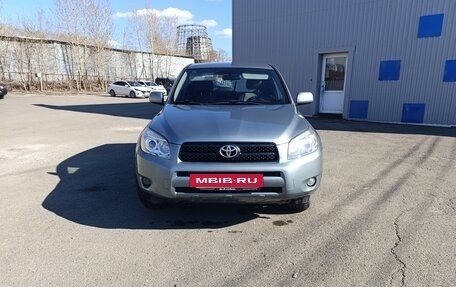 Toyota RAV4, 2005 год, 810 000 рублей, 2 фотография