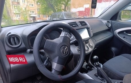 Toyota RAV4, 2005 год, 810 000 рублей, 7 фотография
