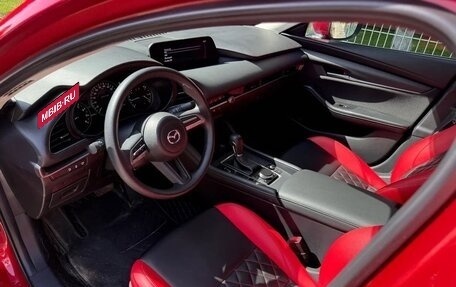 Mazda 3, 2021 год, 1 950 000 рублей, 10 фотография