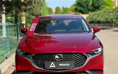 Mazda 3, 2021 год, 1 950 000 рублей, 2 фотография