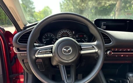Mazda 3, 2021 год, 1 950 000 рублей, 13 фотография