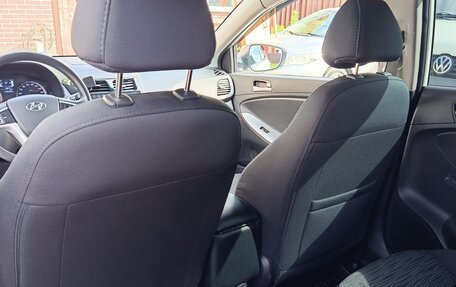Hyundai Solaris II рестайлинг, 2014 год, 1 150 000 рублей, 7 фотография