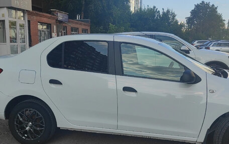 Renault Logan II, 2016 год, 680 000 рублей, 6 фотография