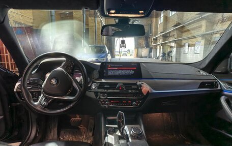 BMW 5 серия, 2019 год, 3 500 000 рублей, 8 фотография