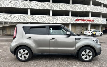 KIA Soul II рестайлинг, 2018 год, 1 300 000 рублей, 3 фотография