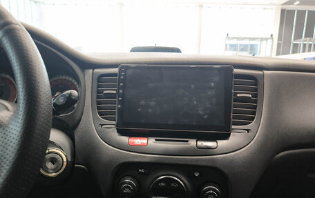 KIA Rio II, 2011 год, 599 000 рублей, 18 фотография