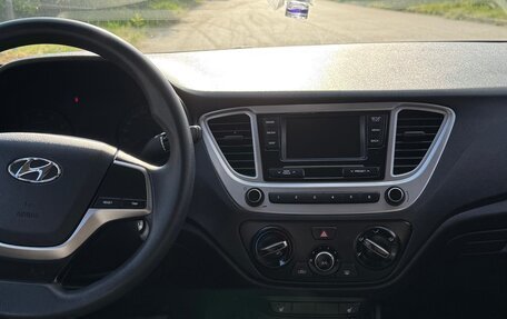 Hyundai Solaris II рестайлинг, 2019 год, 1 285 000 рублей, 8 фотография