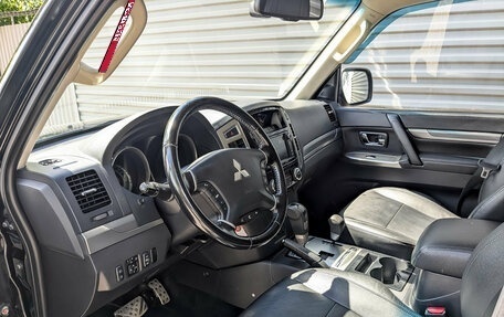 Mitsubishi Pajero IV, 2015 год, 2 495 000 рублей, 15 фотография