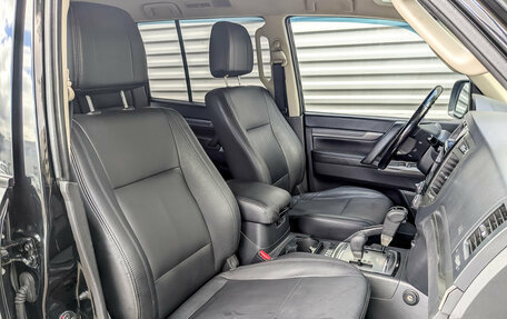 Mitsubishi Pajero IV, 2015 год, 2 495 000 рублей, 23 фотография