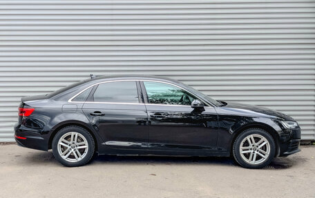 Audi A4, 2017 год, 1 850 000 рублей, 4 фотография