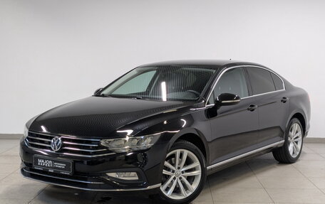 Volkswagen Passat B8 рестайлинг, 2020 год, 3 000 000 рублей, 1 фотография