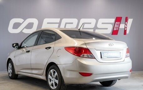 Hyundai Solaris II рестайлинг, 2011 год, 520 000 рублей, 2 фотография