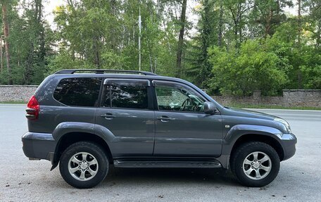 Toyota Land Cruiser Prado 120 рестайлинг, 2008 год, 3 000 000 рублей, 3 фотография